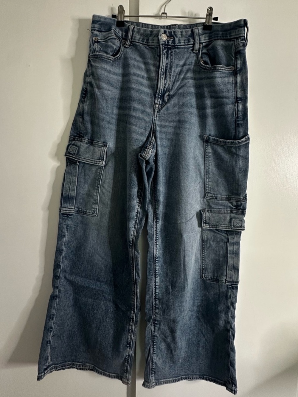 American Eagle Outfitters Light Blue Denim Jeans